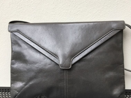 Sac - pochette Rodo, gris.