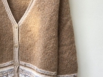 Cardigan marron glacé.