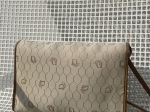 Sac Dior monogrammé.