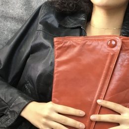 Sac - pochette "Rouge Désir".