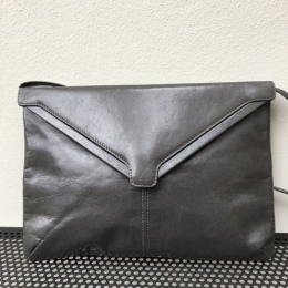 Sac - pochette Rodo, gris.